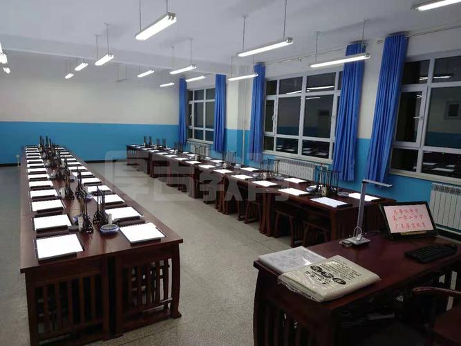 数字书法教室67广东厚吉教育专注于教学装备行业,提供专业化校园